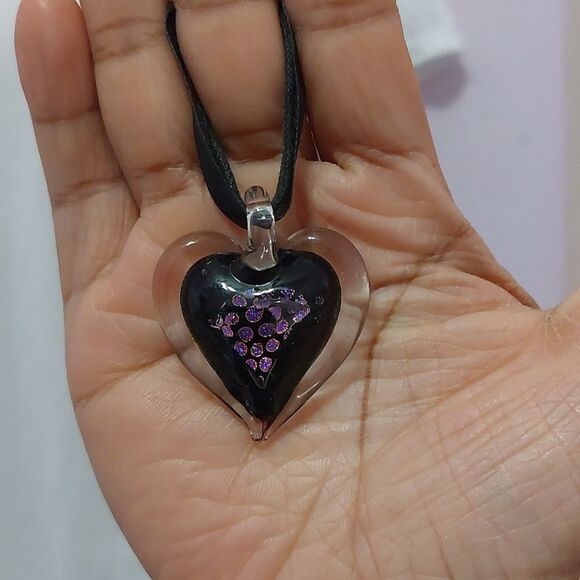Art Glass Heart Pendant Necklace - Picture 3 of 7